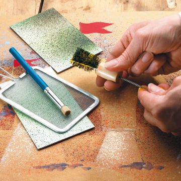 Speckling Brush. Each